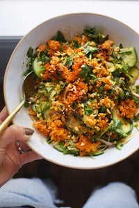 Crispy rice salad & crudités