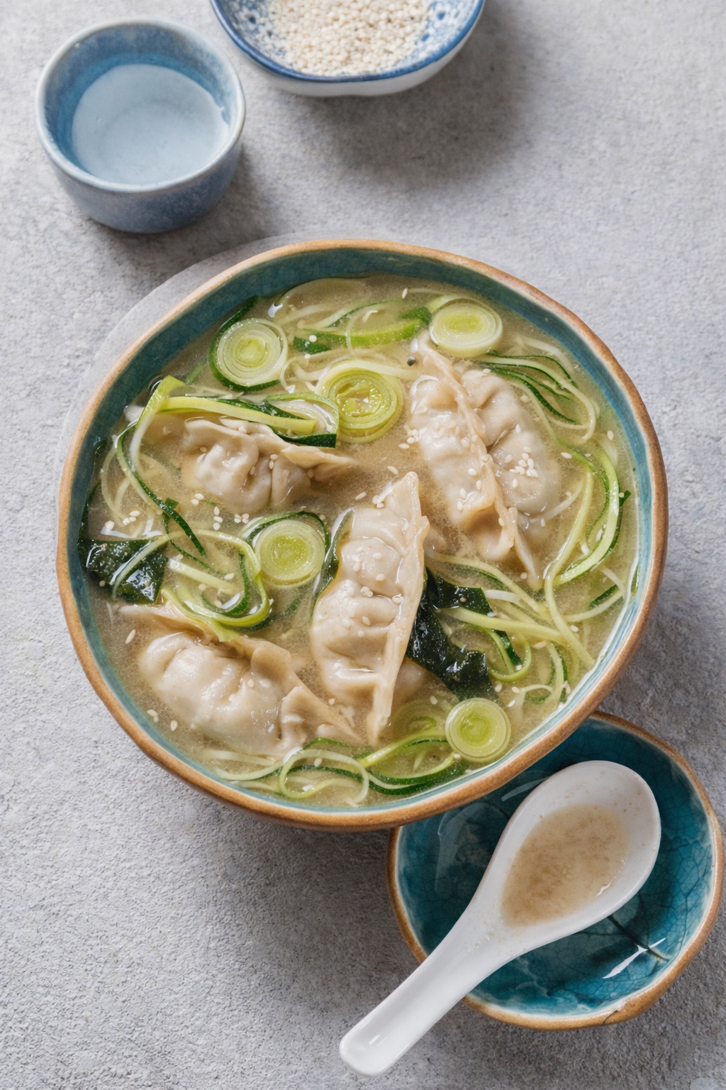 Maaltijd soep met gyozas Courgettes & preien
